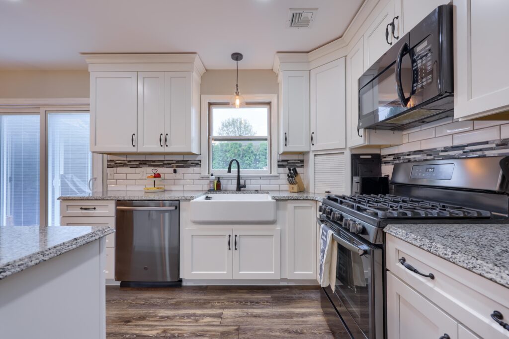 A comprehensive visual showcase of a kitchen remodeling in Elizabethtown PA, featuring modern cabinetry and open-concept layouts tailored for Pennsylvania homes